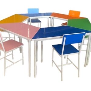 ชุดโต๊ะกลุ่มคางหมู 6 ที่นั่ง ระดับมัธยม